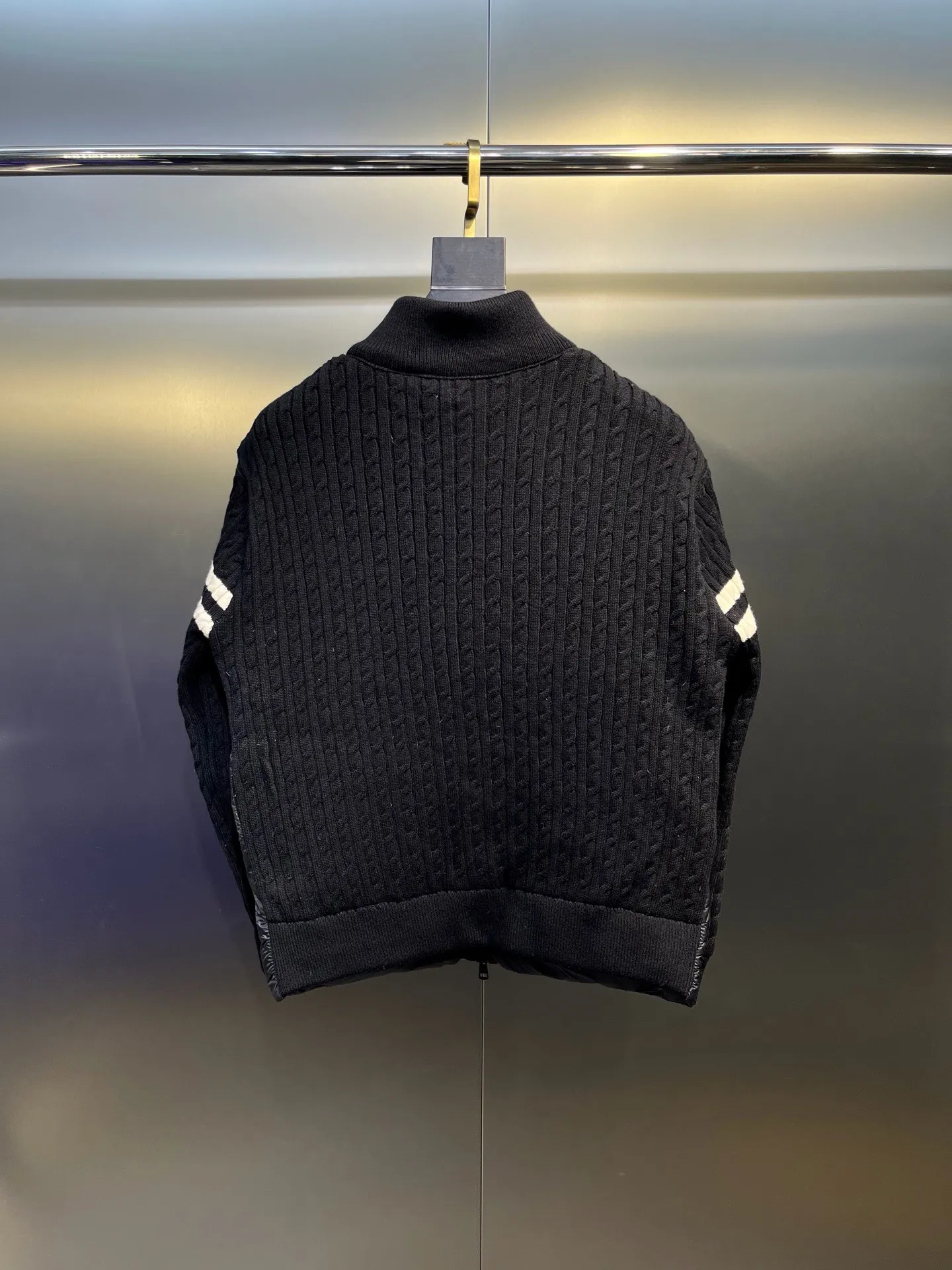 New Arrival 1:1 Quality 95 👍 ⚠ Same Style、 ：Black、Gray Size：12345 M-3XL